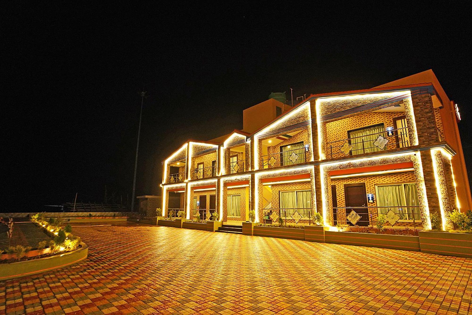 Goa Beach Resort On Beach มันดราโมนี ภายนอก รูปภาพ