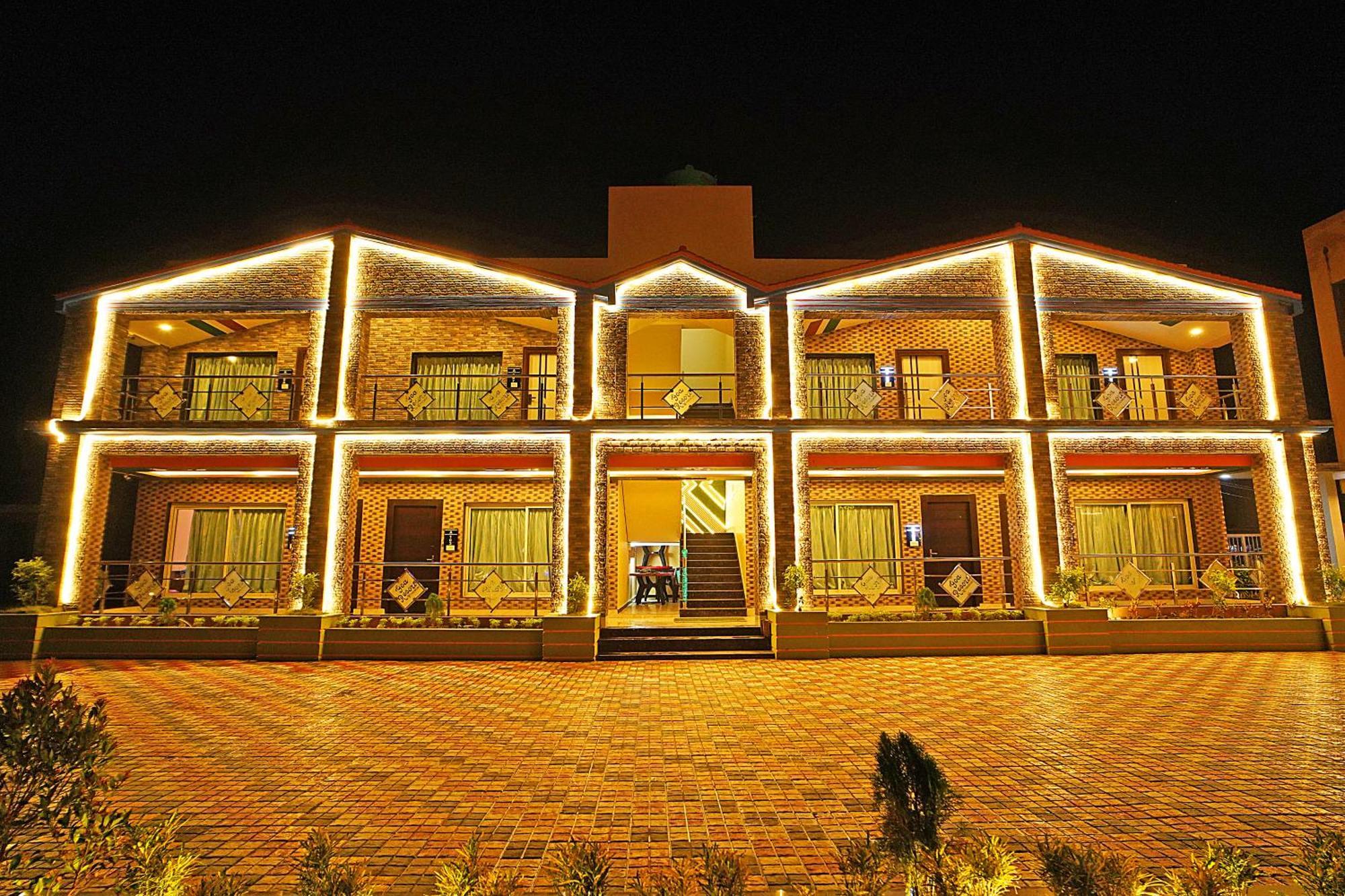 Goa Beach Resort On Beach มันดราโมนี ภายนอก รูปภาพ