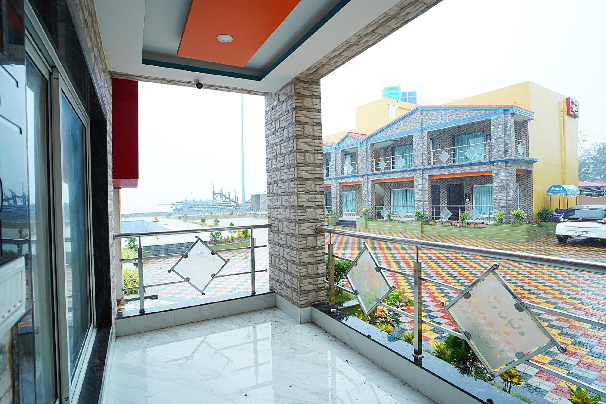 Goa Beach Resort On Beach มันดราโมนี ภายนอก รูปภาพ