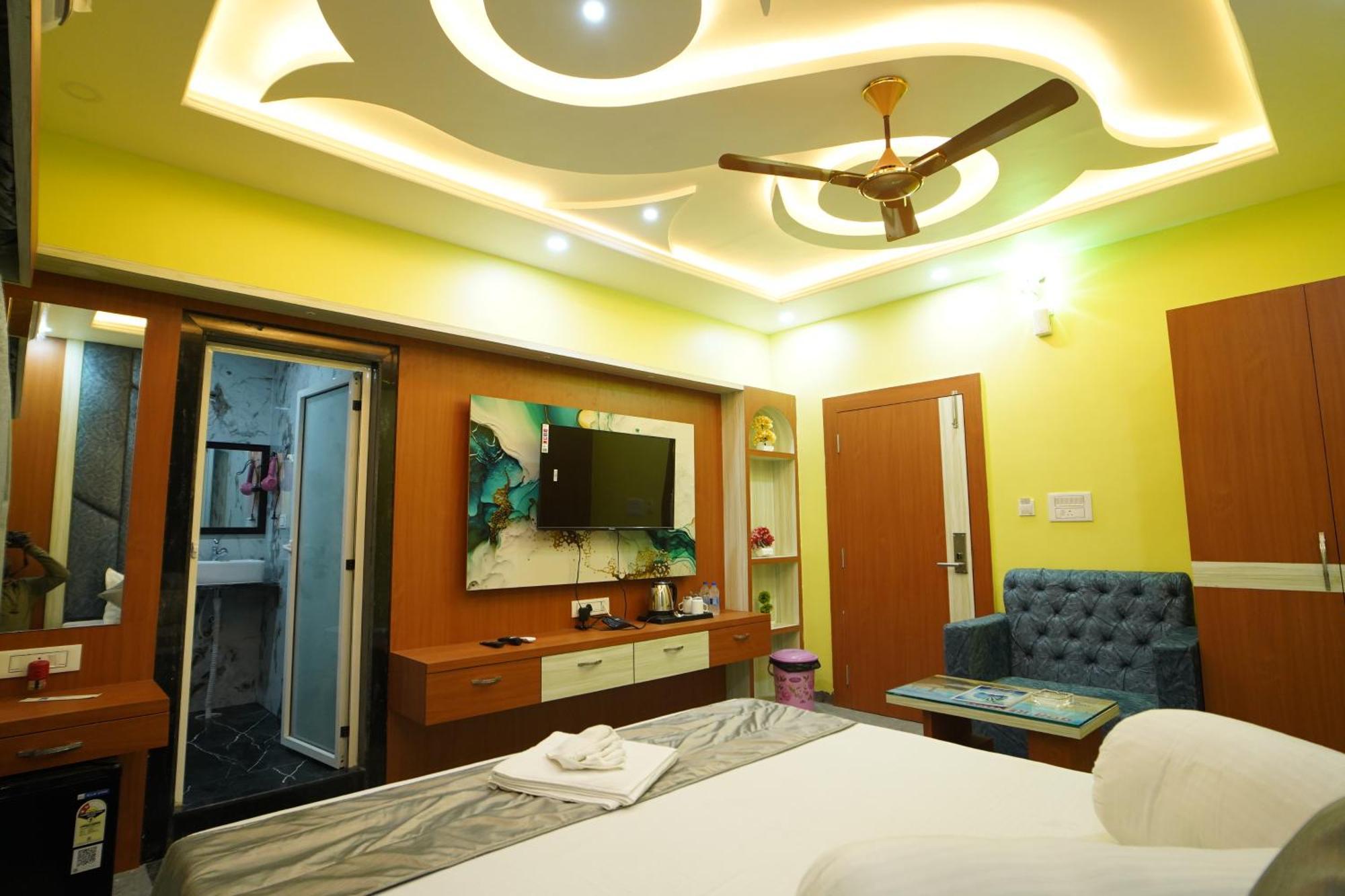 Goa Beach Resort On Beach มันดราโมนี ภายนอก รูปภาพ